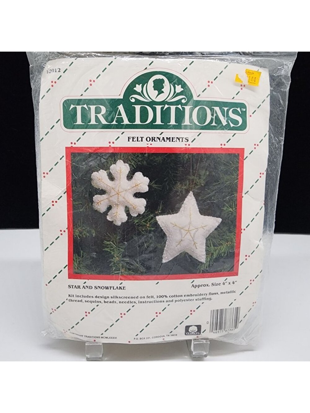 Felt Embroidery Ornament Kit Star & Snowflake 4" X 4" by Traditions